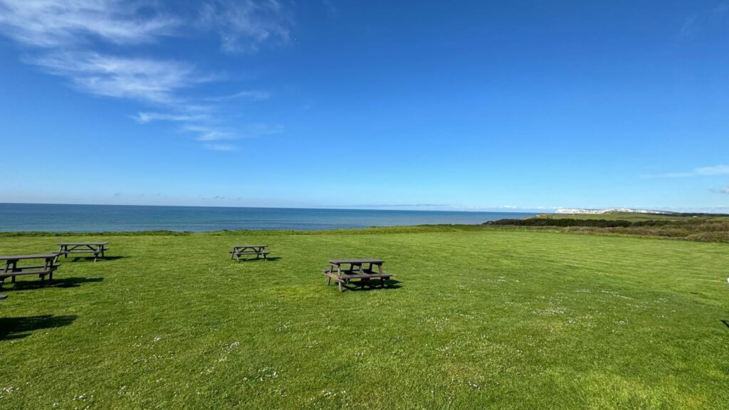 outside seating and sea views at isle of wight pearl