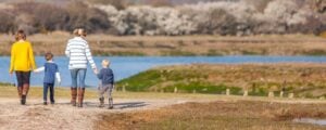 families out on isle of wight for mothers day